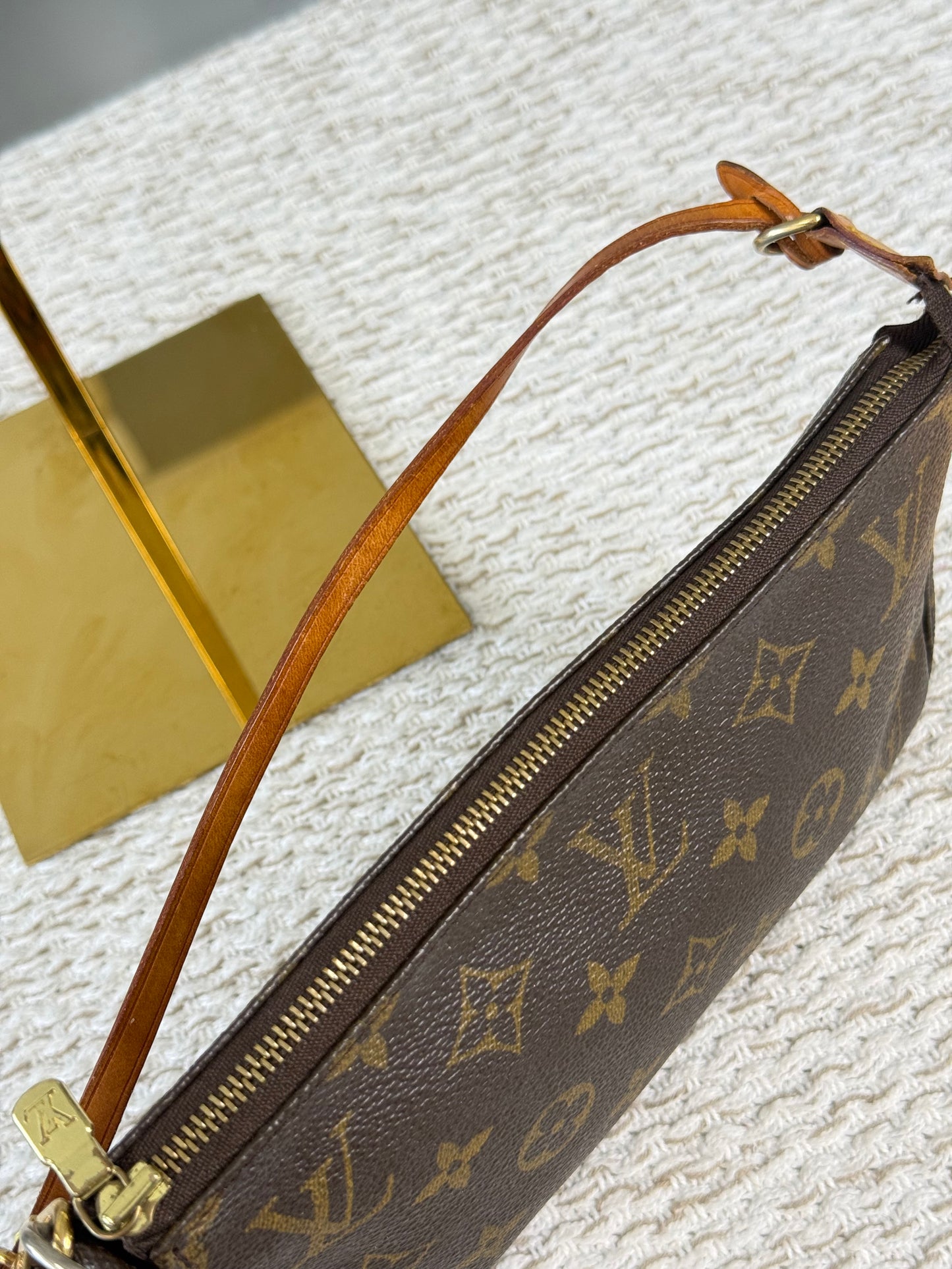 LOUIS VUITTON POCHETTE ACCESSOIRES MEASUREMENTS