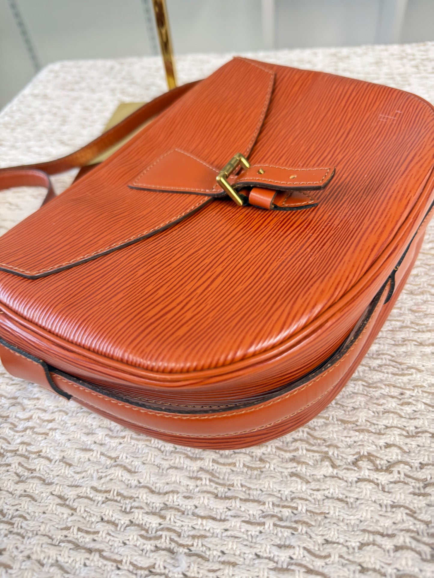 LOUIS VUITTON JEUNE FILLE SMALL SHOULDER ORANGE LEATHER