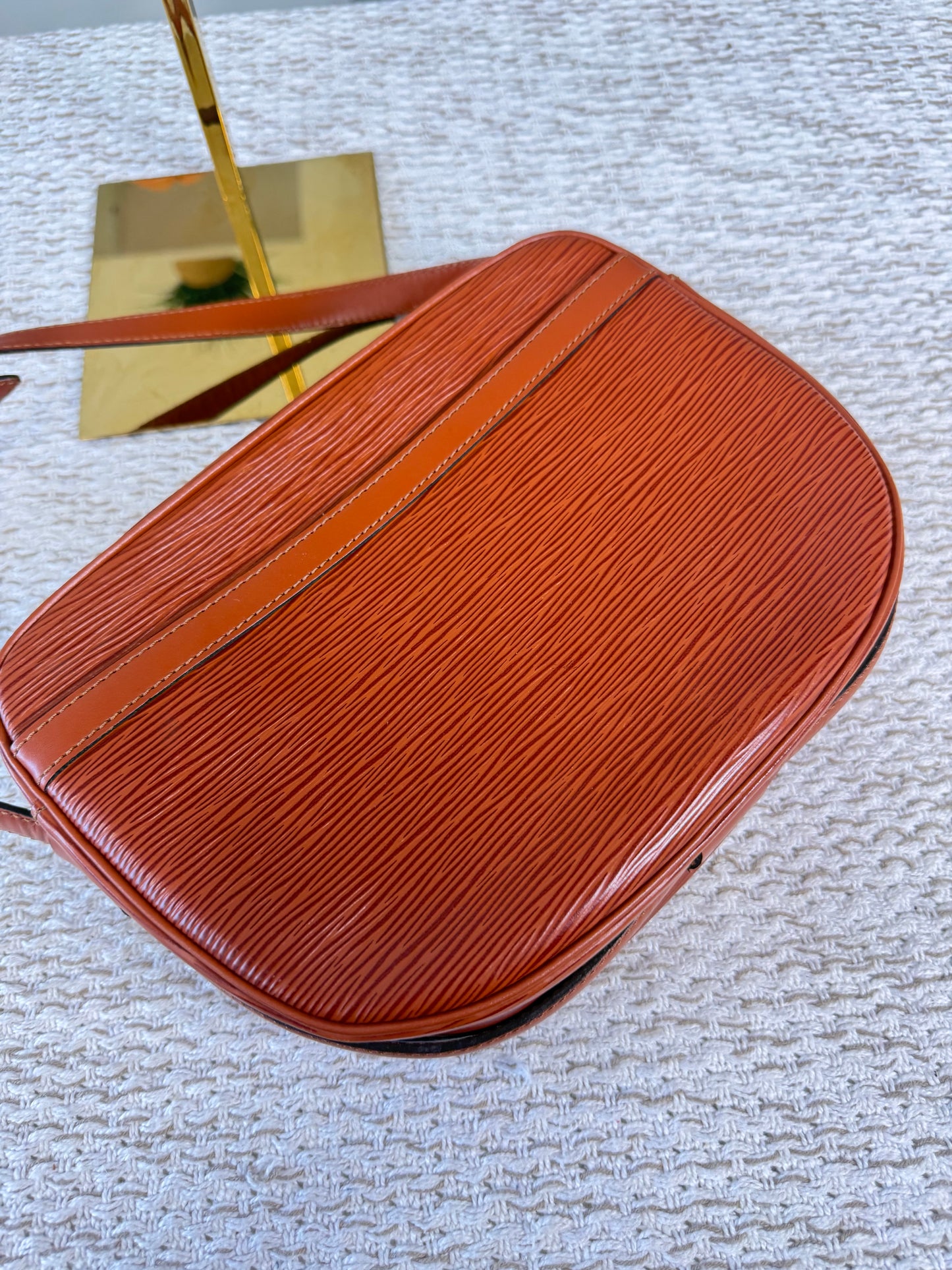 LOUIS VUITTON JEUNE FILLE SMALL SHOULDER ORANGE LEATHER