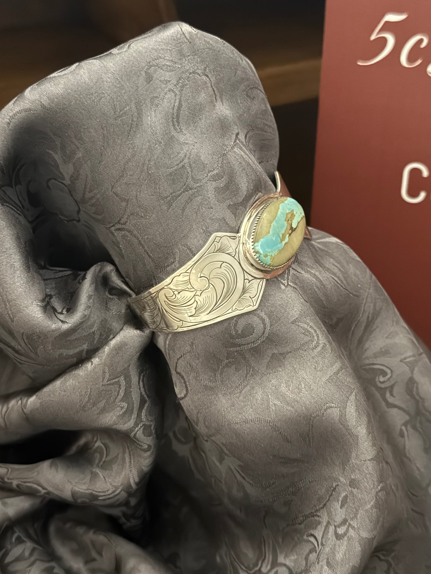 LOUIS VUITTON POCHETTE BUCKET POCHETTE in Monogram