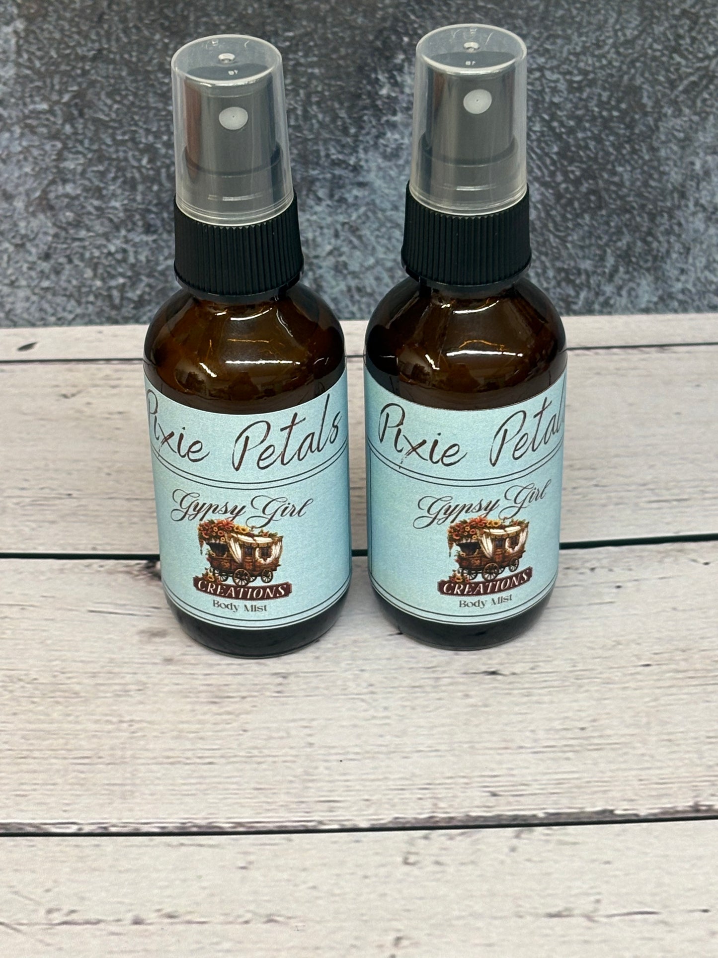 LOUIS VUITTON POCHETTE SHOULDER BAG in Monogram