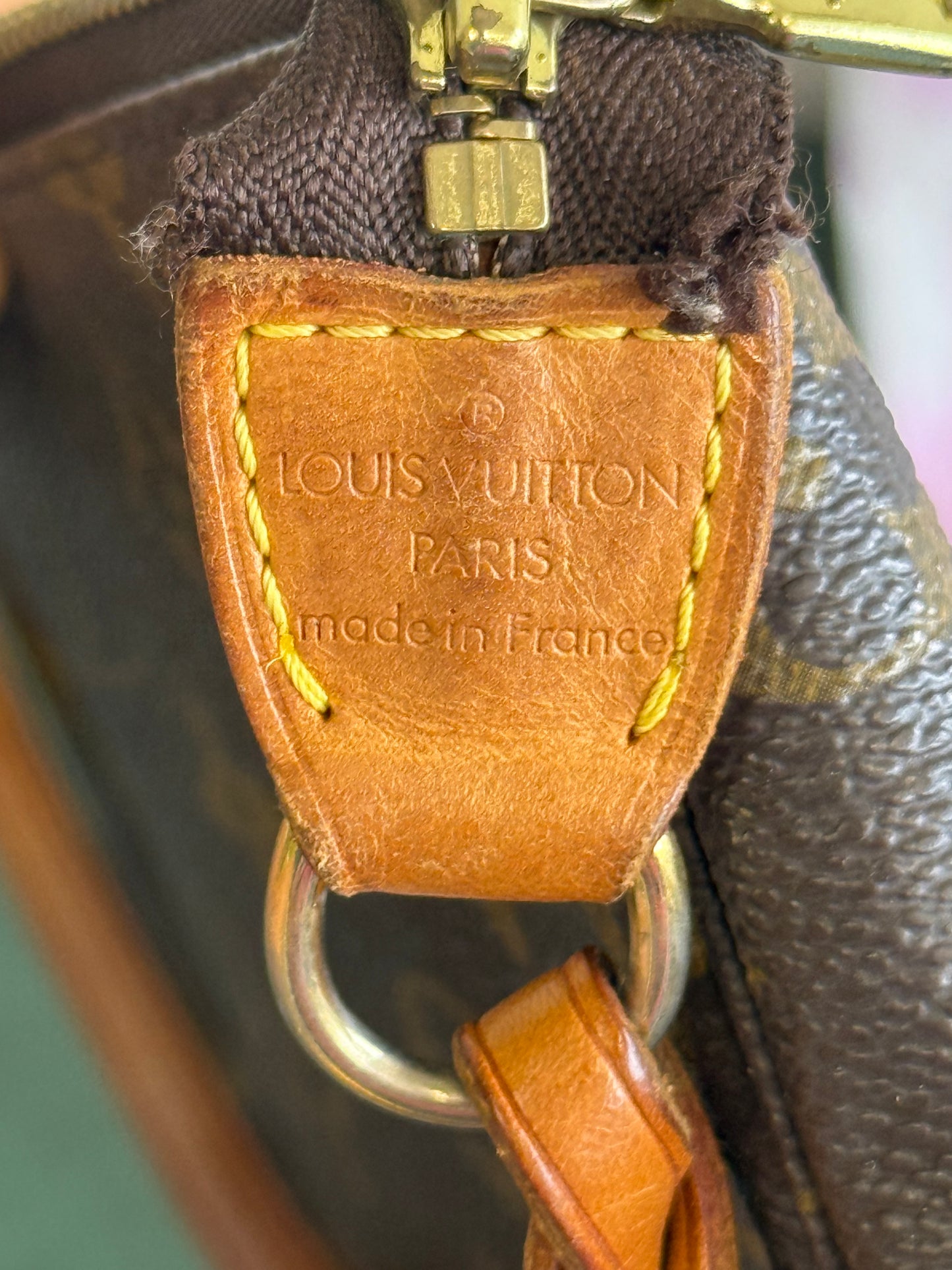 LOUIS VUITTON POCHETTE ACCESSOIRES MEASUREMENTS