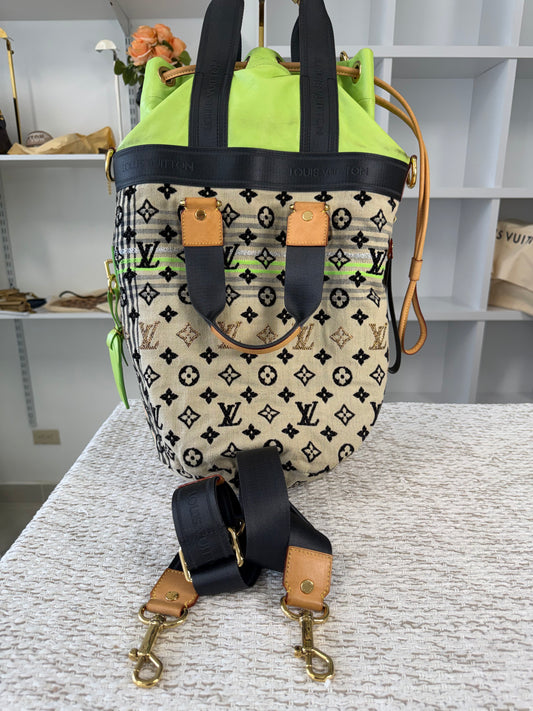 LOUIS VUITTON LIMITED EDITION 2010 BOHEMIAN GYPSY PM GREENBAG