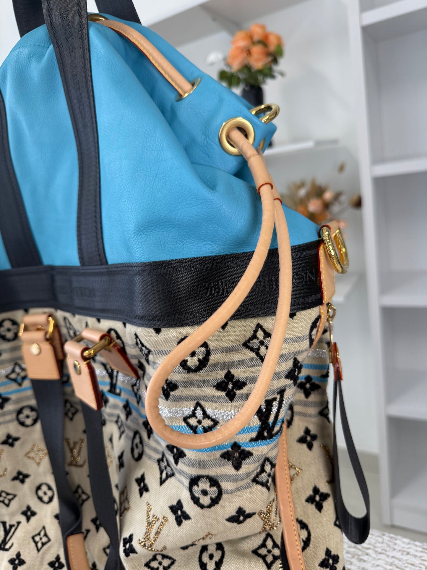 LOUIS VUITTON 2010 LIMITED EDITION BOHEMIAN GYPSY GM BLUE