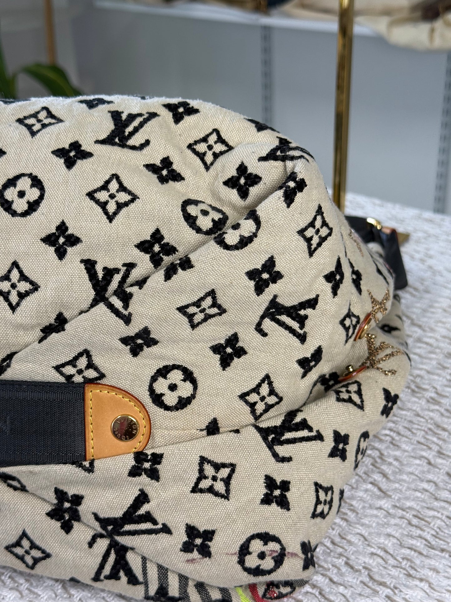 LOUIS VUITTON LIMITED EDITION ROUGE MONOGRAM CHECHE BOHEMIAN BAG