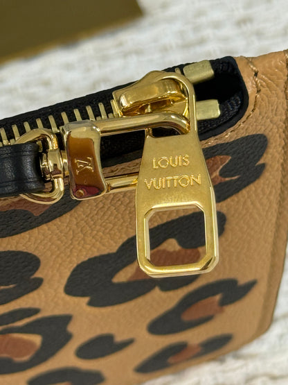 Wild at Heart Neverfull Pochette Zippered Clutch Bag