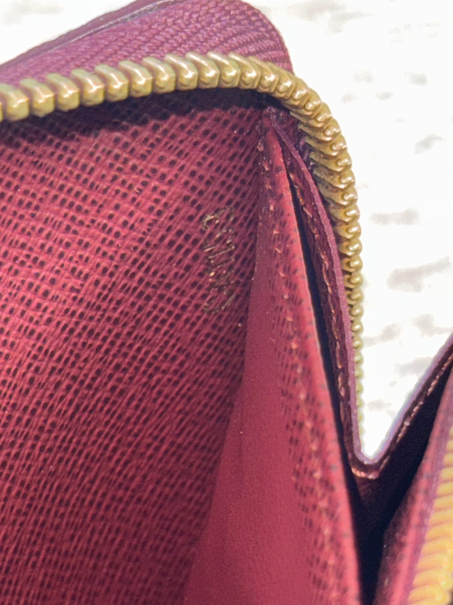 LOUIS VUITTON Zippy Wallet Damier Paillettes Red