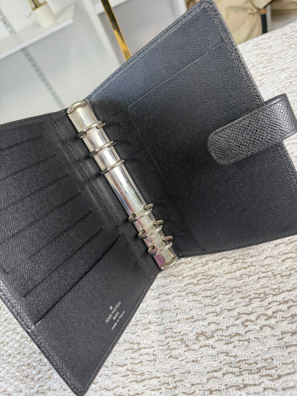 LOUIS VUITTON BLACK TAIGA LEATHER MEDIUM RING AGENDA / NOTEBOOK COVER