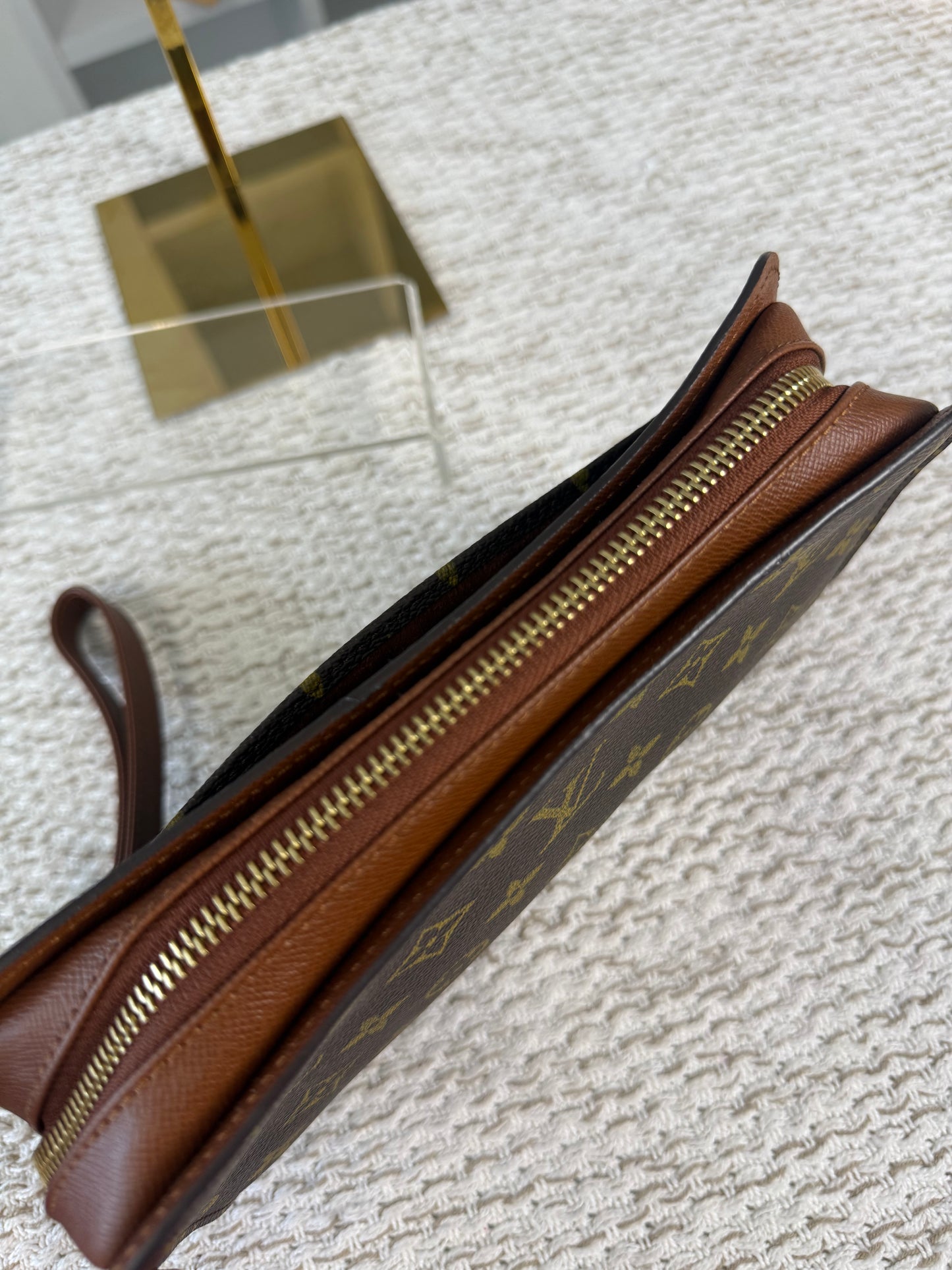 LOUIS VUITTON MONOGRAM ORSAY CLUTCH HAND BAG