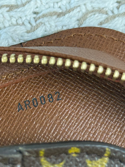 LOUIS VUITTON MONOGRAM ORSAY CLUTCH HAND BAG