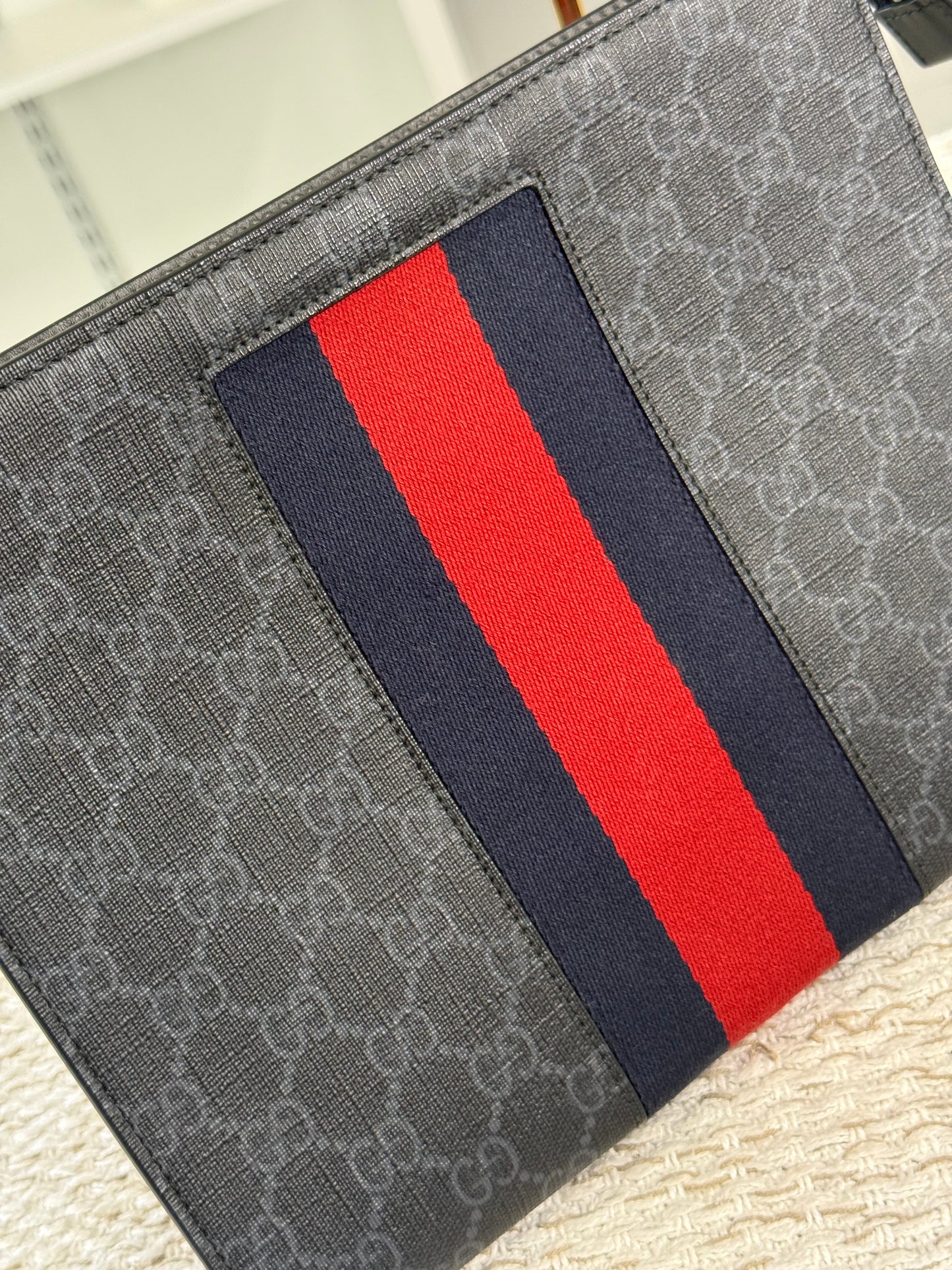 GUCCI GG SUPREME WEB POUCH CLUTCH BAG