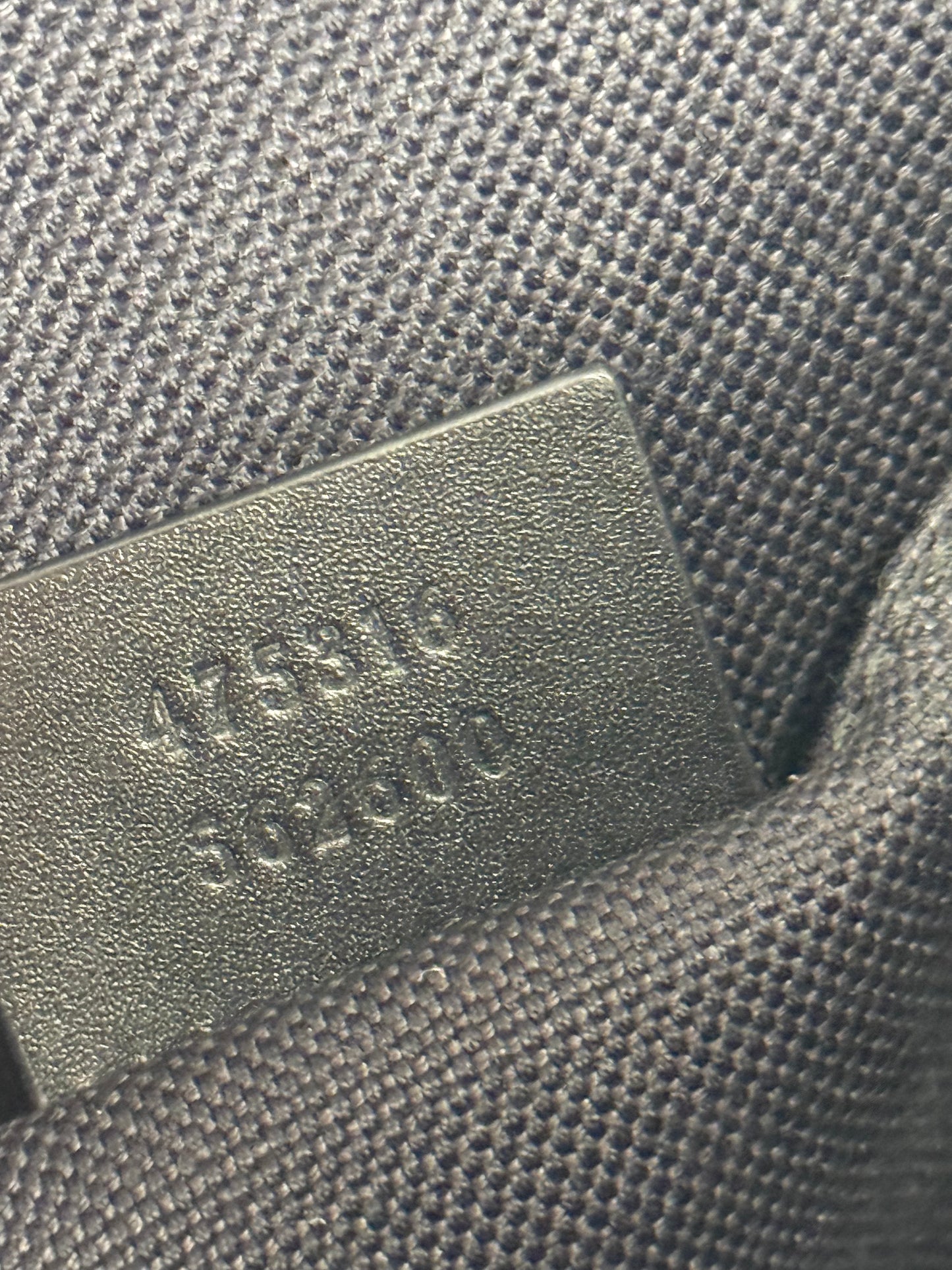 GUCCI GG SUPREME WEB POUCH CLUTCH BAG