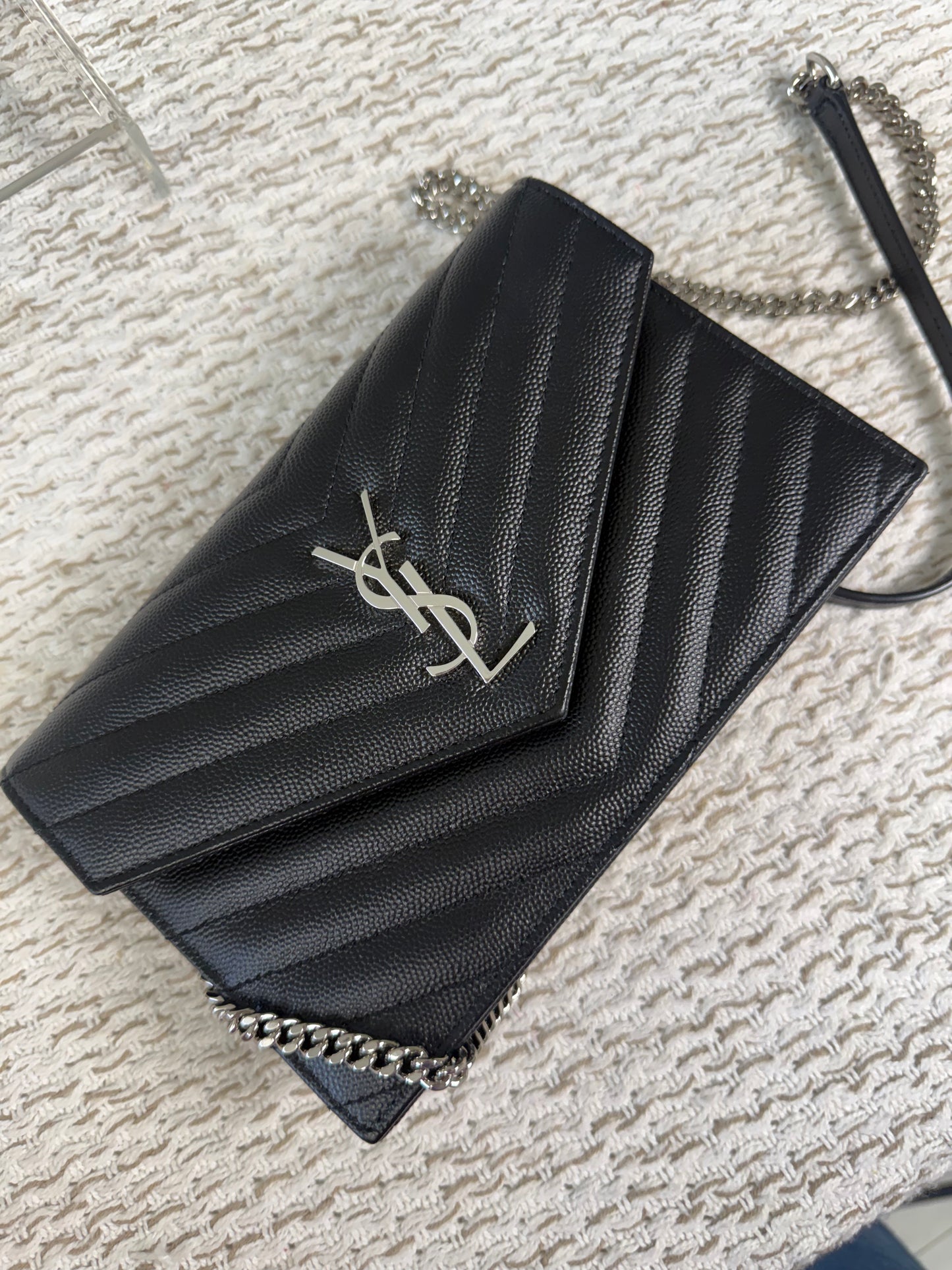 SAINT LAURENT CASSANDRE ENVELOPE WALLET ON CHAIN SILVER-TONED HARDWARE