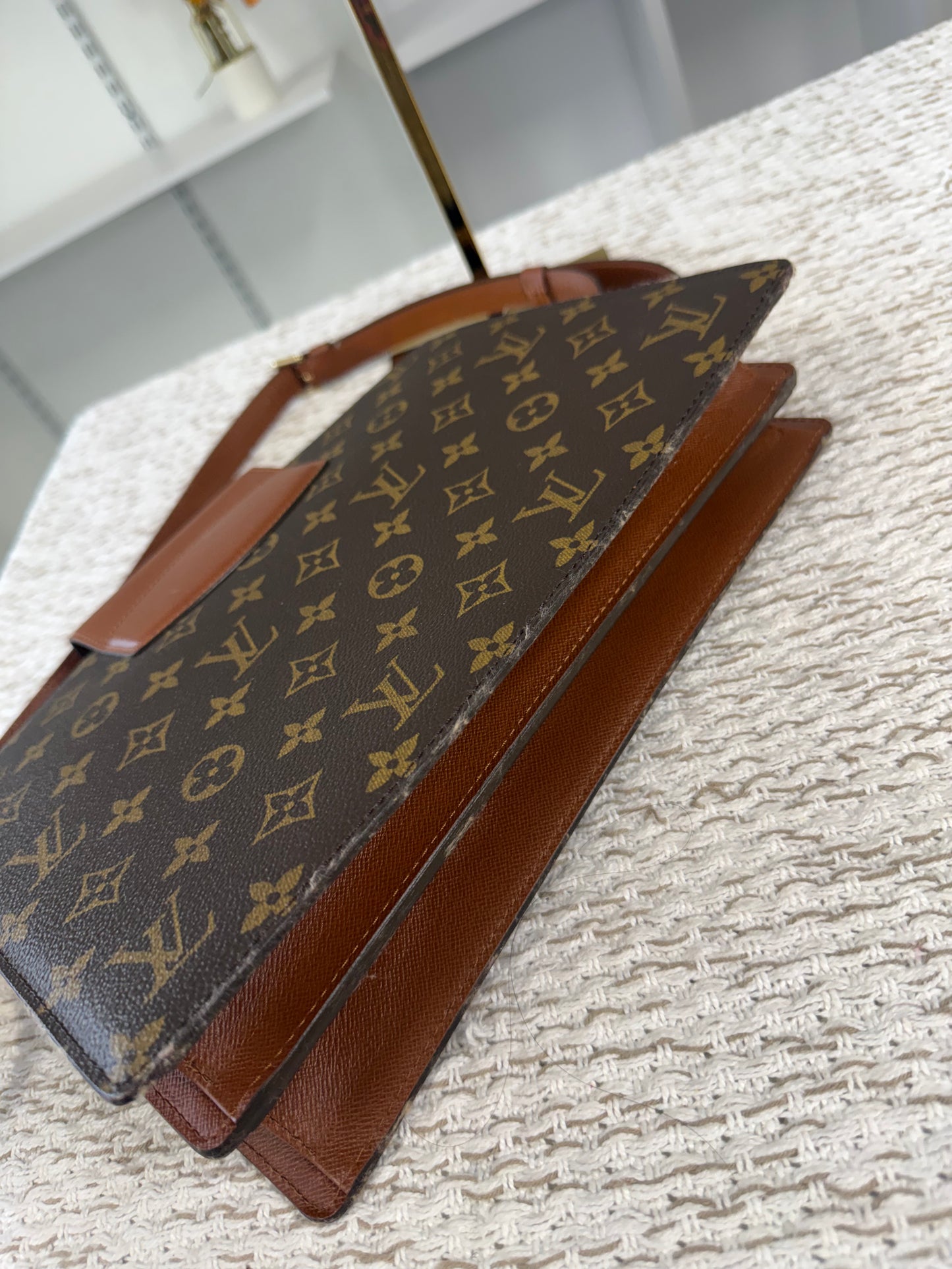 LOUIS VUITTON COURCELLES SHOULDER BAG IN MONOGRAM