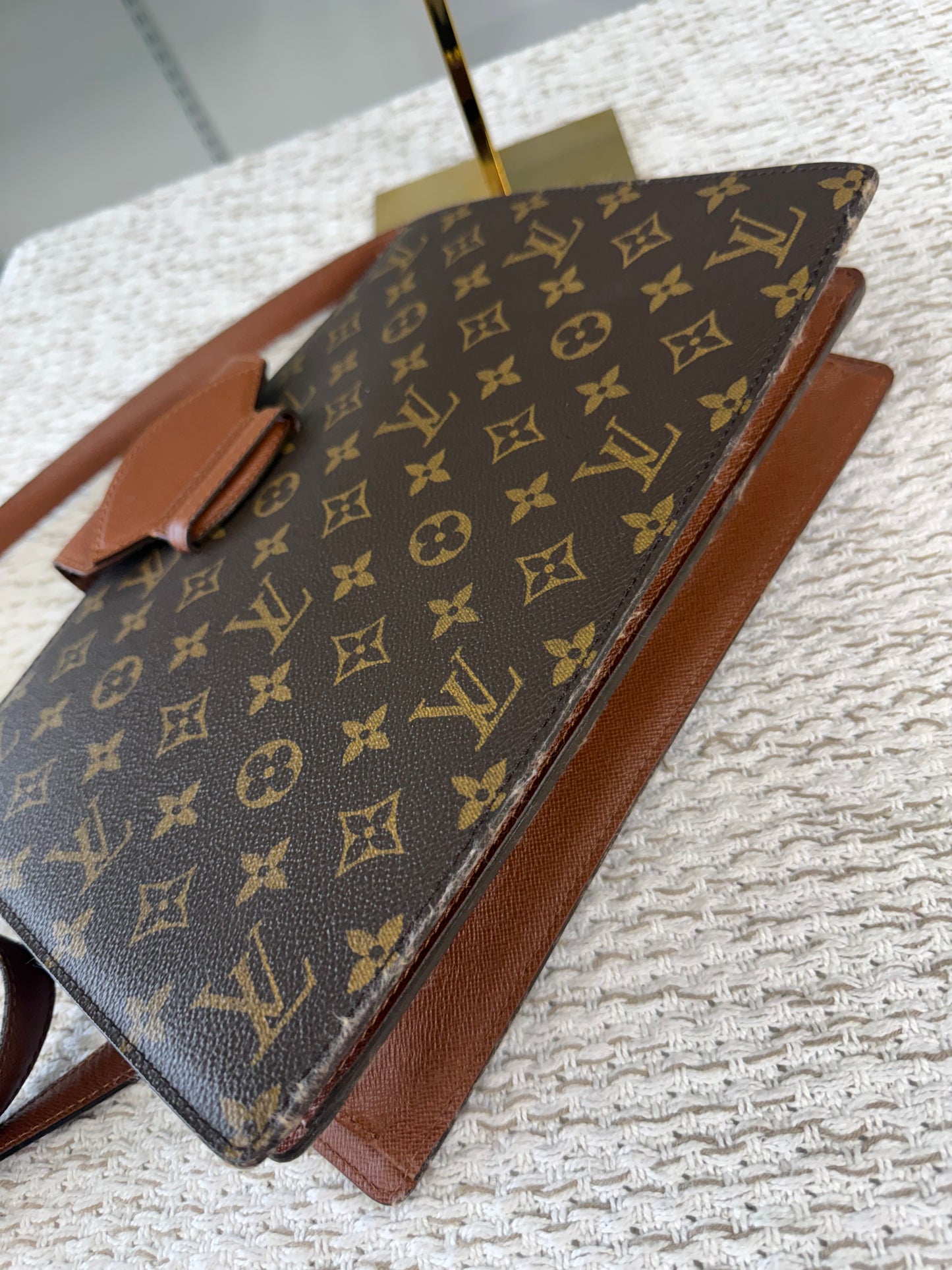 LOUIS VUITTON COURCELLES SHOULDER BAG IN MONOGRAM