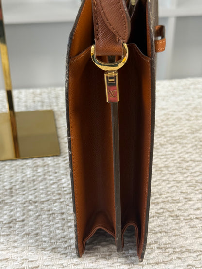 LOUIS VUITTON COURCELLES SHOULDER BAG IN MONOGRAM