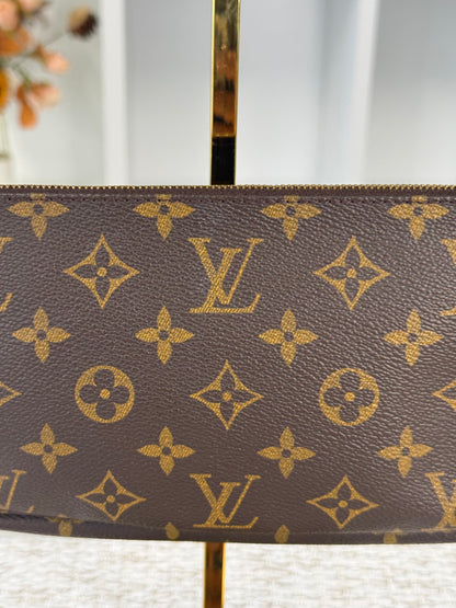 LOUIS VUITTON MONOGRAM CANVAS ACCESSORIES POCHETTE BAG