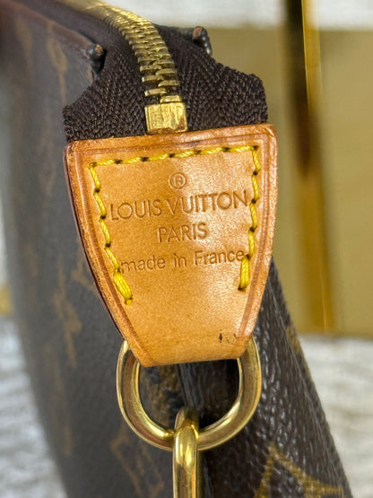 LOUIS VUITTON MONOGRAM CANVAS ACCESSORIES POCHETTE BAG