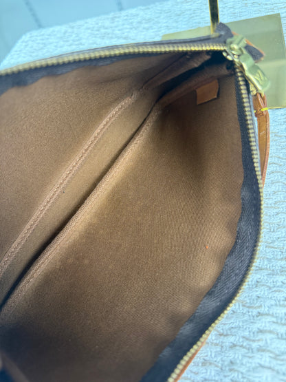 LOUIS VUITTON MONOGRAM CANVAS ACCESSORIES POCHETTE BAG