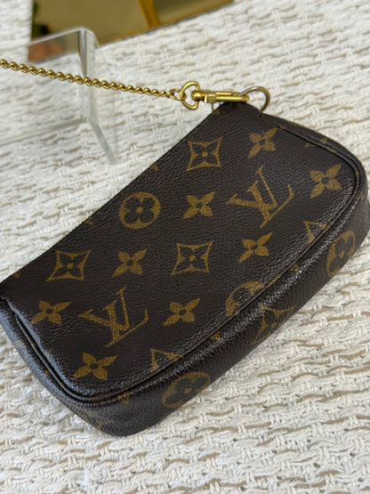 LOUIS VUITTON MONOGRAM MINI POCHETTE ACCESSORIES