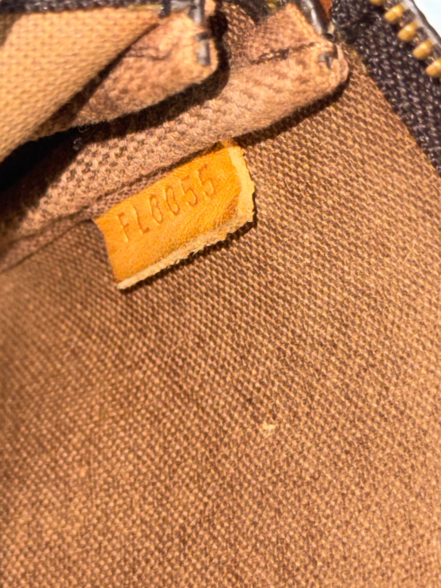 LOUIS VUITTON MONOGRAM MINI POCHETTE ACCESSORIES