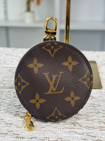 ROUND COIN PURSE in MONOGRAM CANVAS