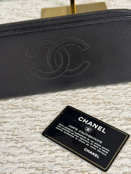 CHANEL CC LOGO CAVIAR SKIN ZIP AROUND LONG WALLET AUTH BLACK