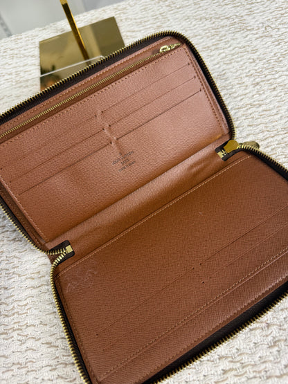 LOUIS VUITTON MONOGRAM CANVAS ZIPPY ORGANIZER LONG WALLET