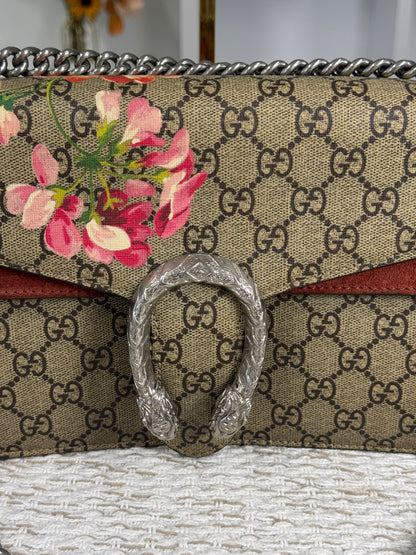 GUCCI BEIGE/PINK GG SUPREME BLOOMS COATED CANVAS SMALL DIONYSUS SHOULDER BAG