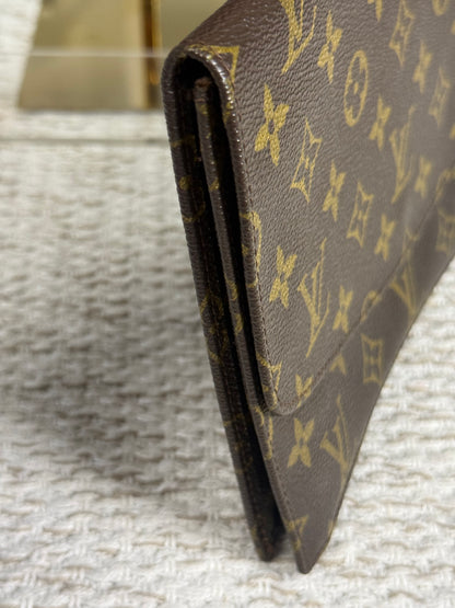 LOUIS VUITTON RABAT CLUTCH