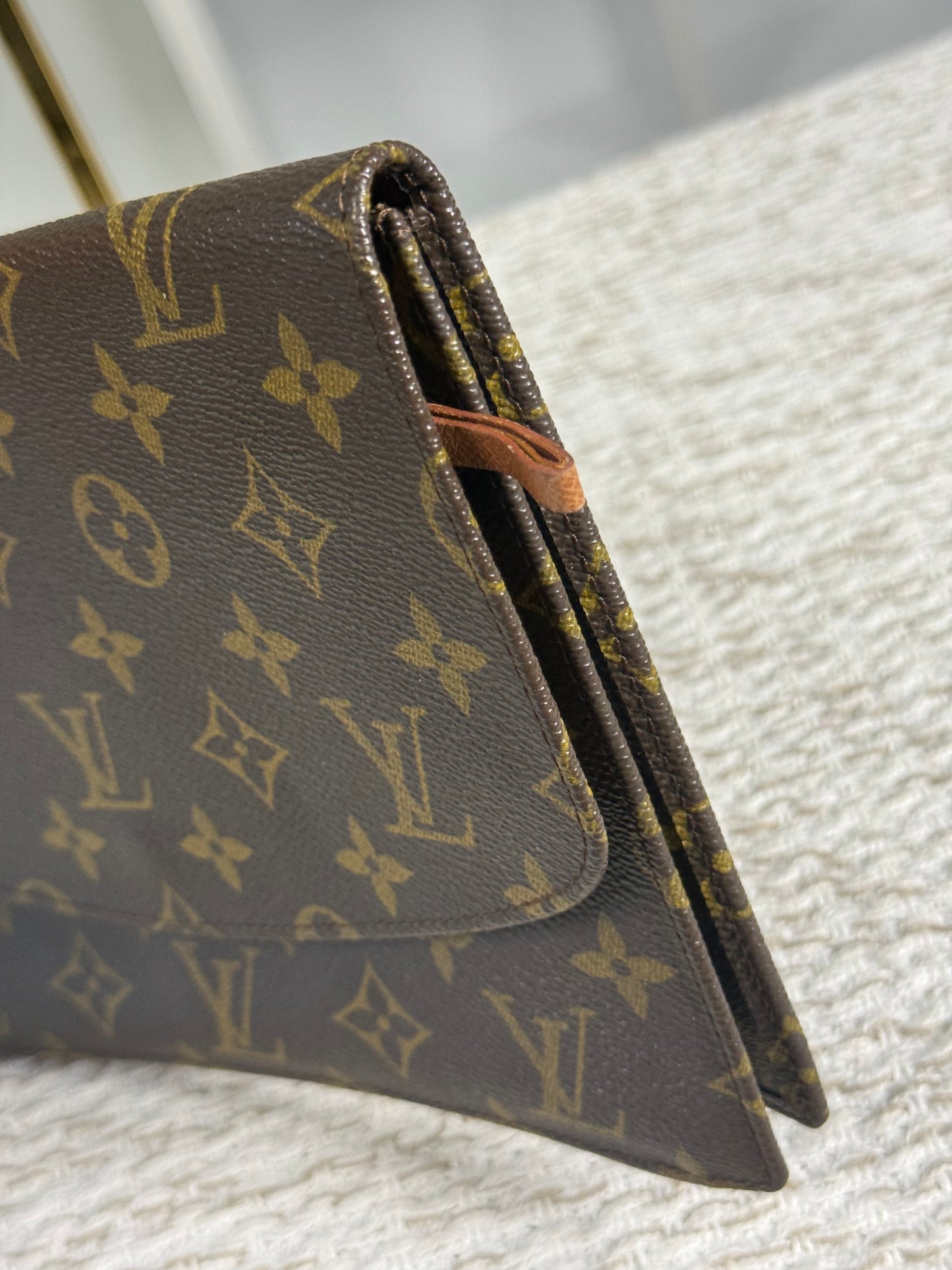 LOUIS VUITTON RABAT CLUTCH