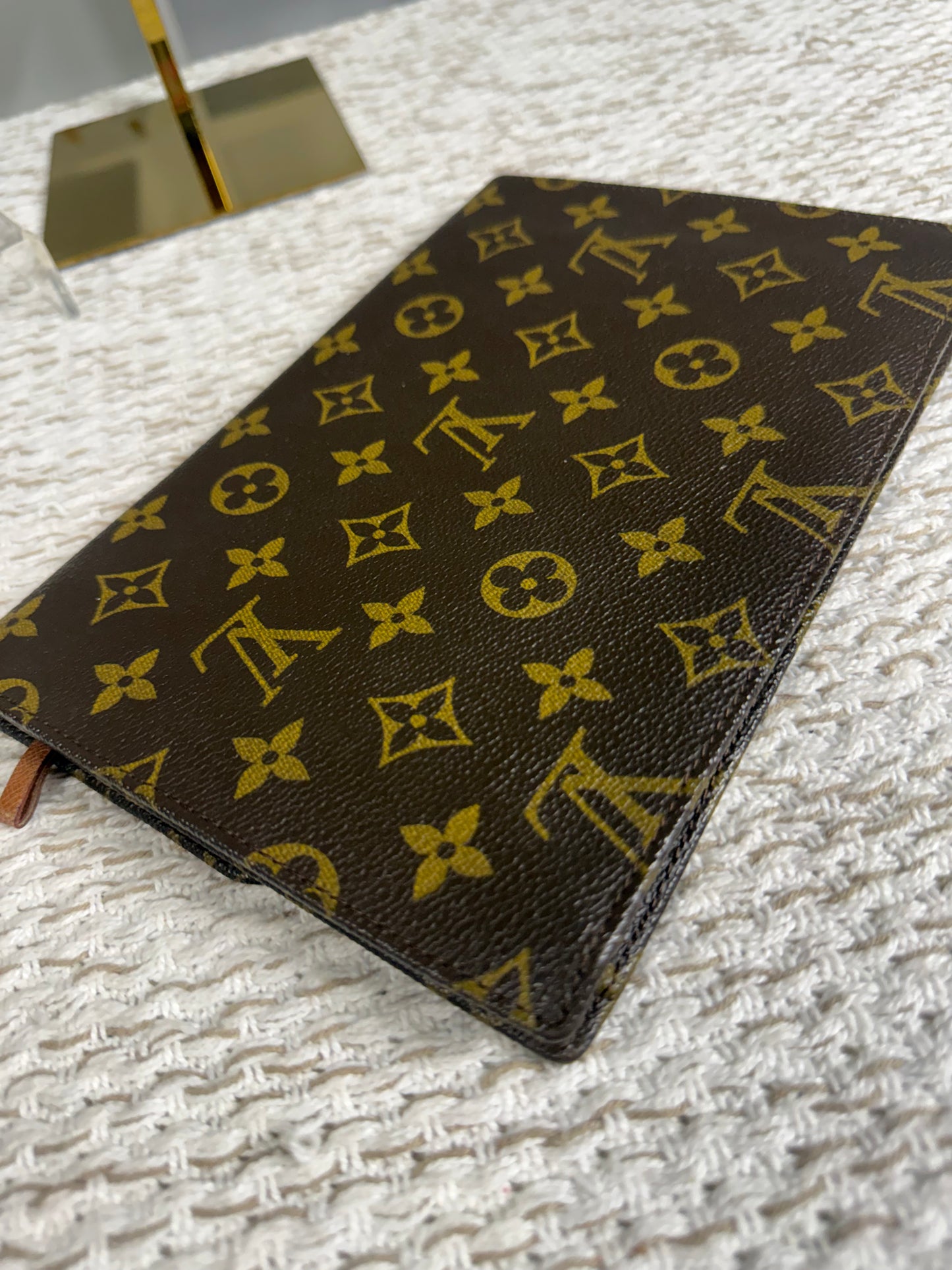 LOUIS VUITTON RABAT CLUTCH
