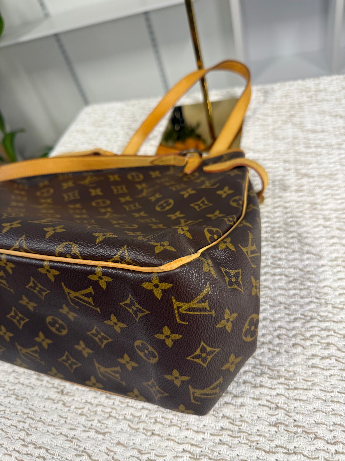 LOUIS VUITTON MONOGRAM CANVAS BATIGNOLLES VERTICAL BAG