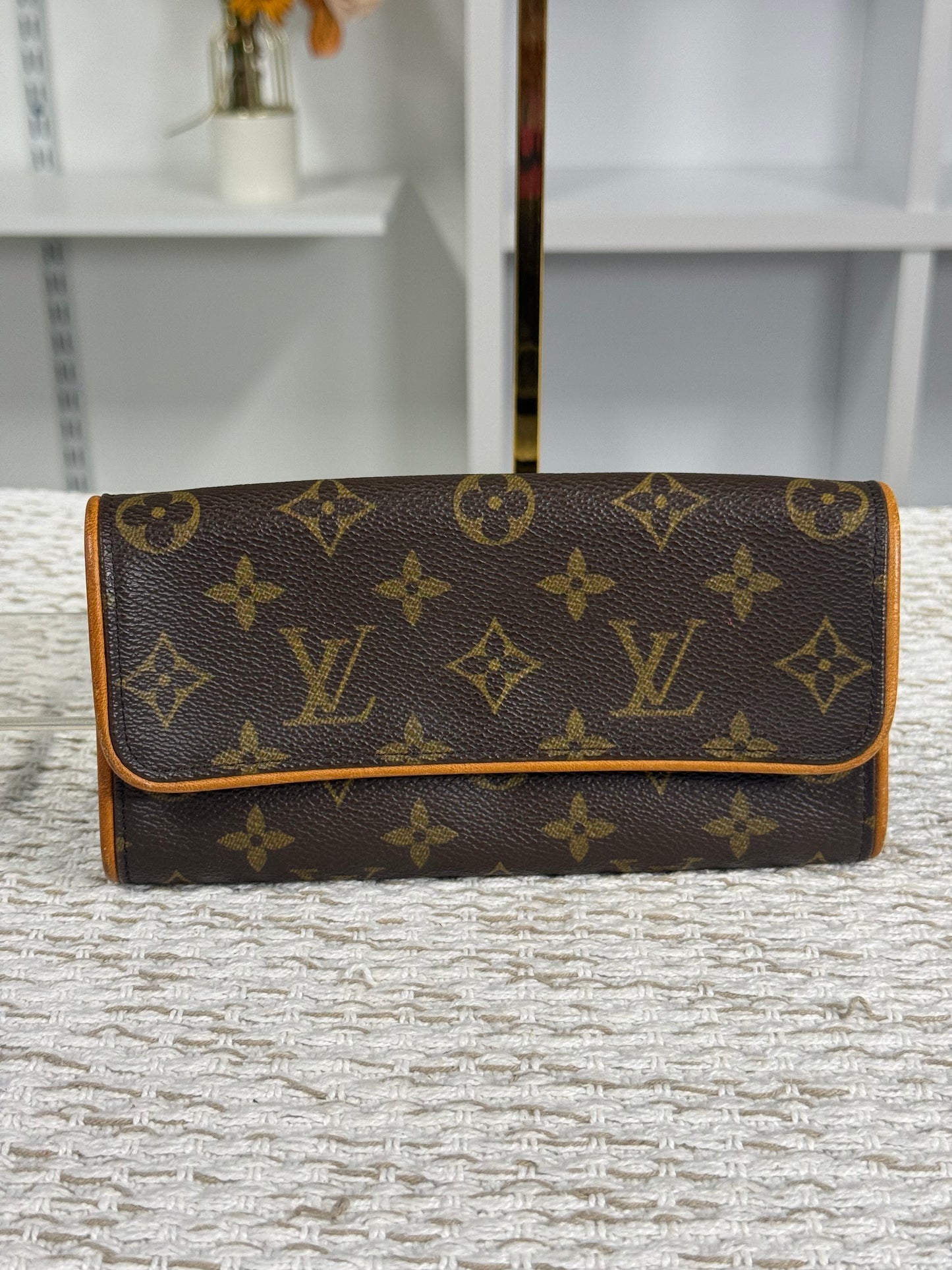 LOUIS VUITTON MONOGRAM CANVAS POCHETTE TWIN PM - NO STRAP