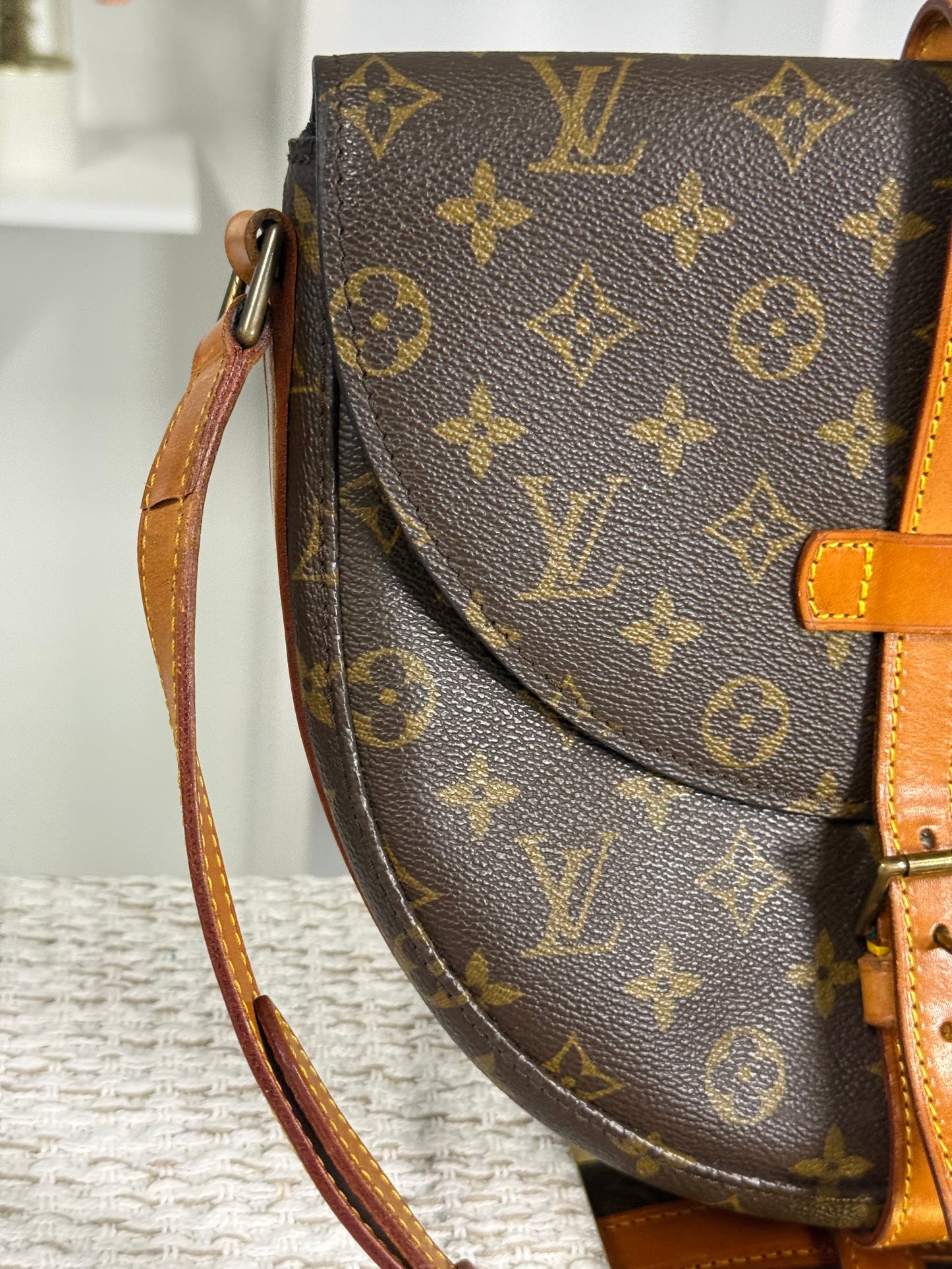 LOUIS VUITTON MONOGRAM CANVAS CHANTILLY GM BAG