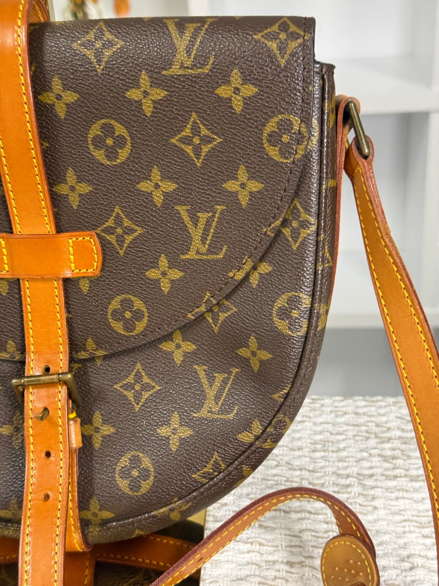 LOUIS VUITTON MONOGRAM CANVAS CHANTILLY GM BAG