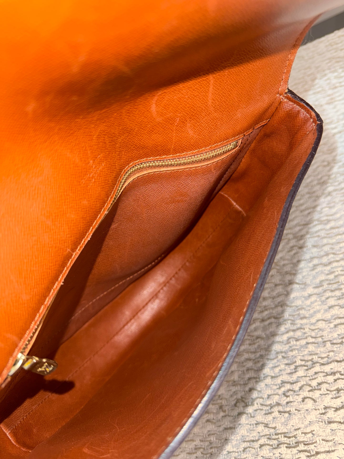 LOUIS VUITTON MONOGRAM CANVAS CHANTILLY GM BAG