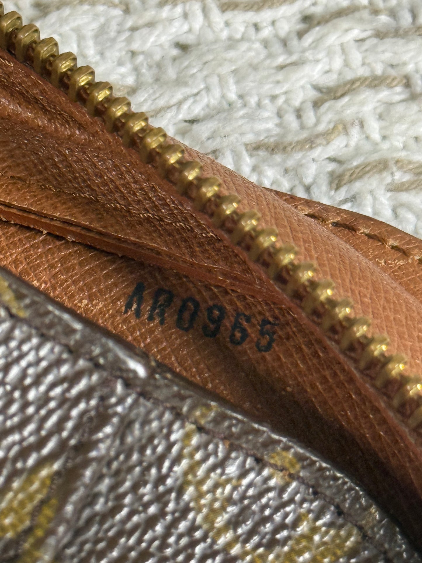 LOUIS VUITTON MONOGRAM ORSAY CLUTCH HAND BAG