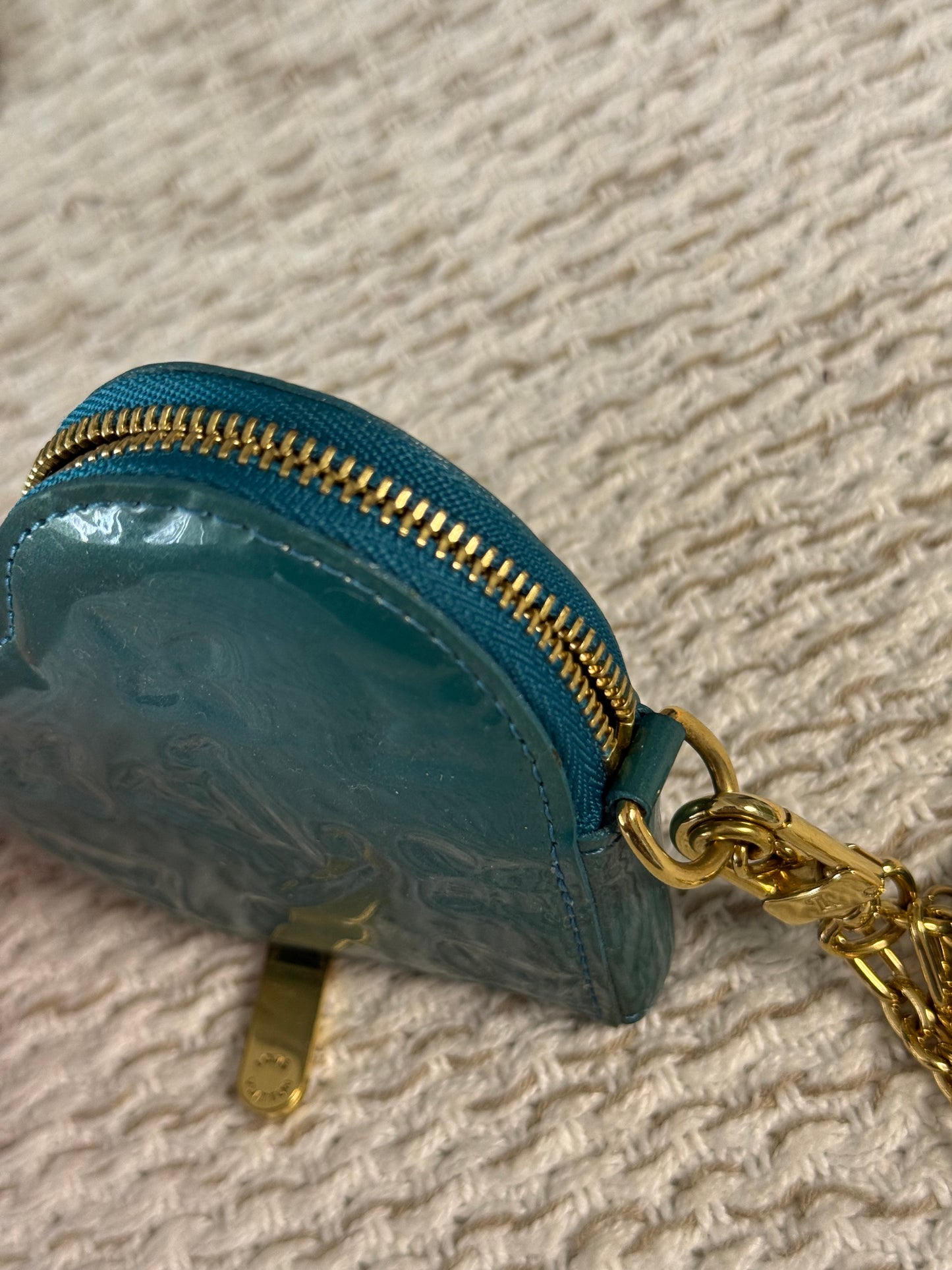 LOUIS VUITTON BLUE GALACTIC MONOGRAM VERNIS HEART COIN‑PURSE