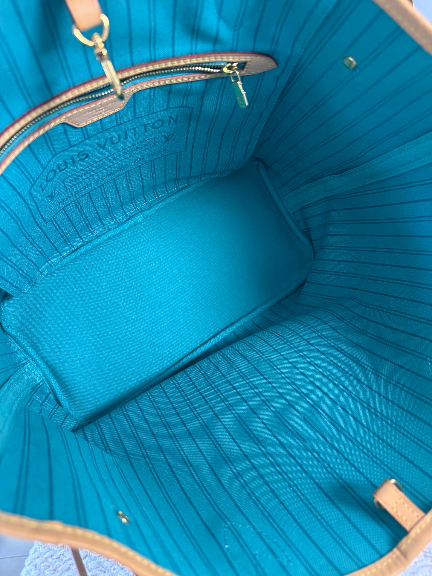 LIMITED EDITION TURQUOISE MONOGRAM V NEVERFULL MM BAG WITH POCHETTE