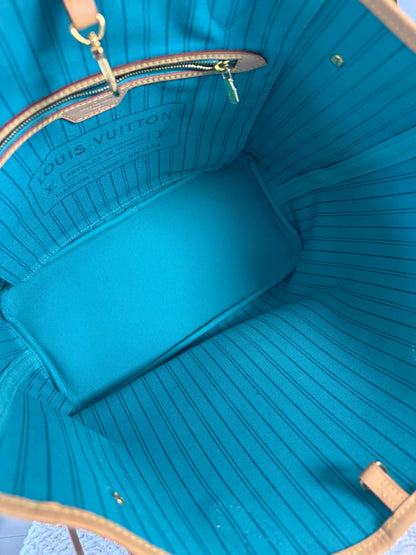 LIMITED EDITION TURQUOISE MONOGRAM V NEVERFULL MM BAG WITH POCHETTE