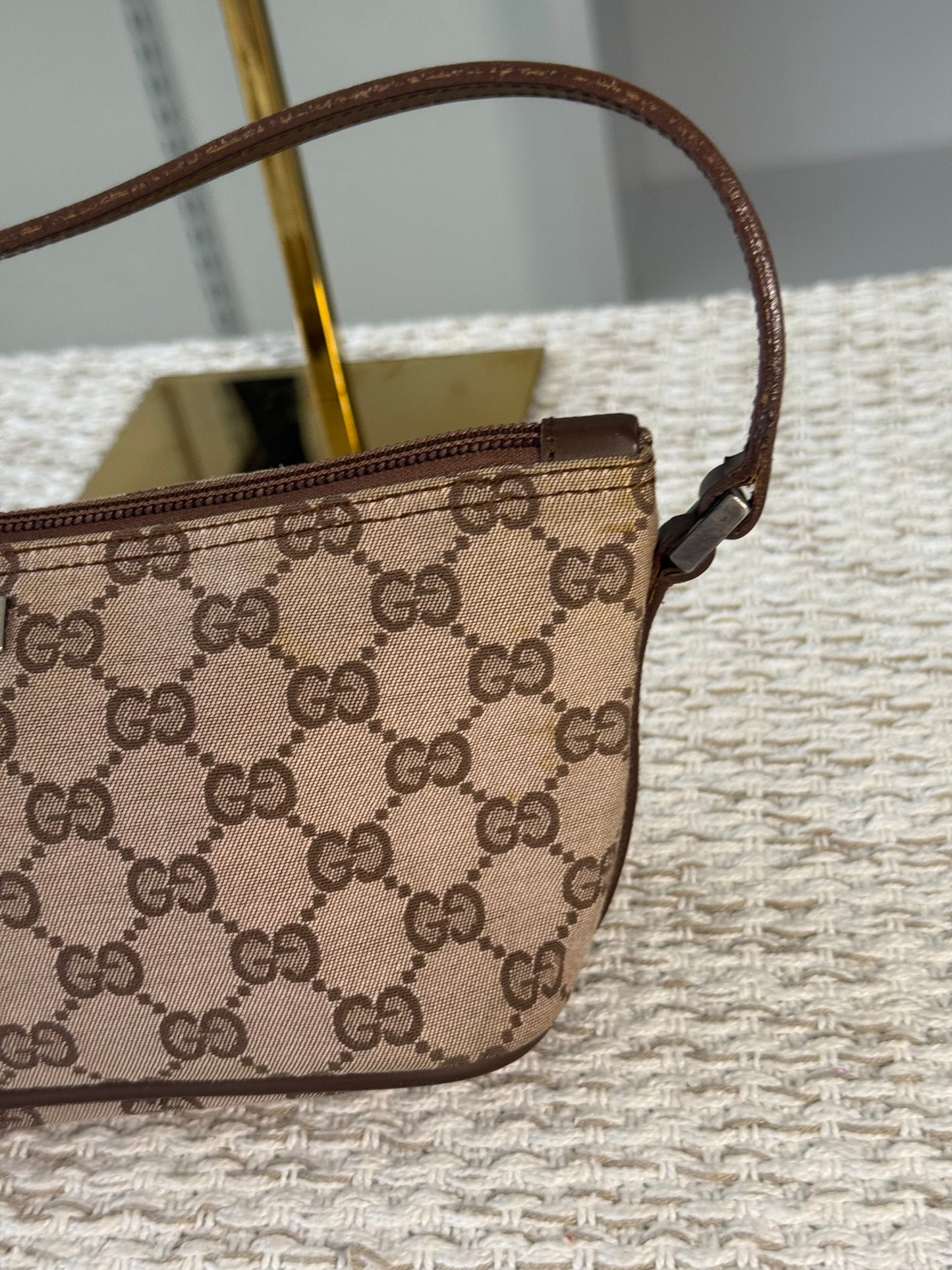 GUCCI GG CANVAS ACCESSORIES POCHETTE BAG