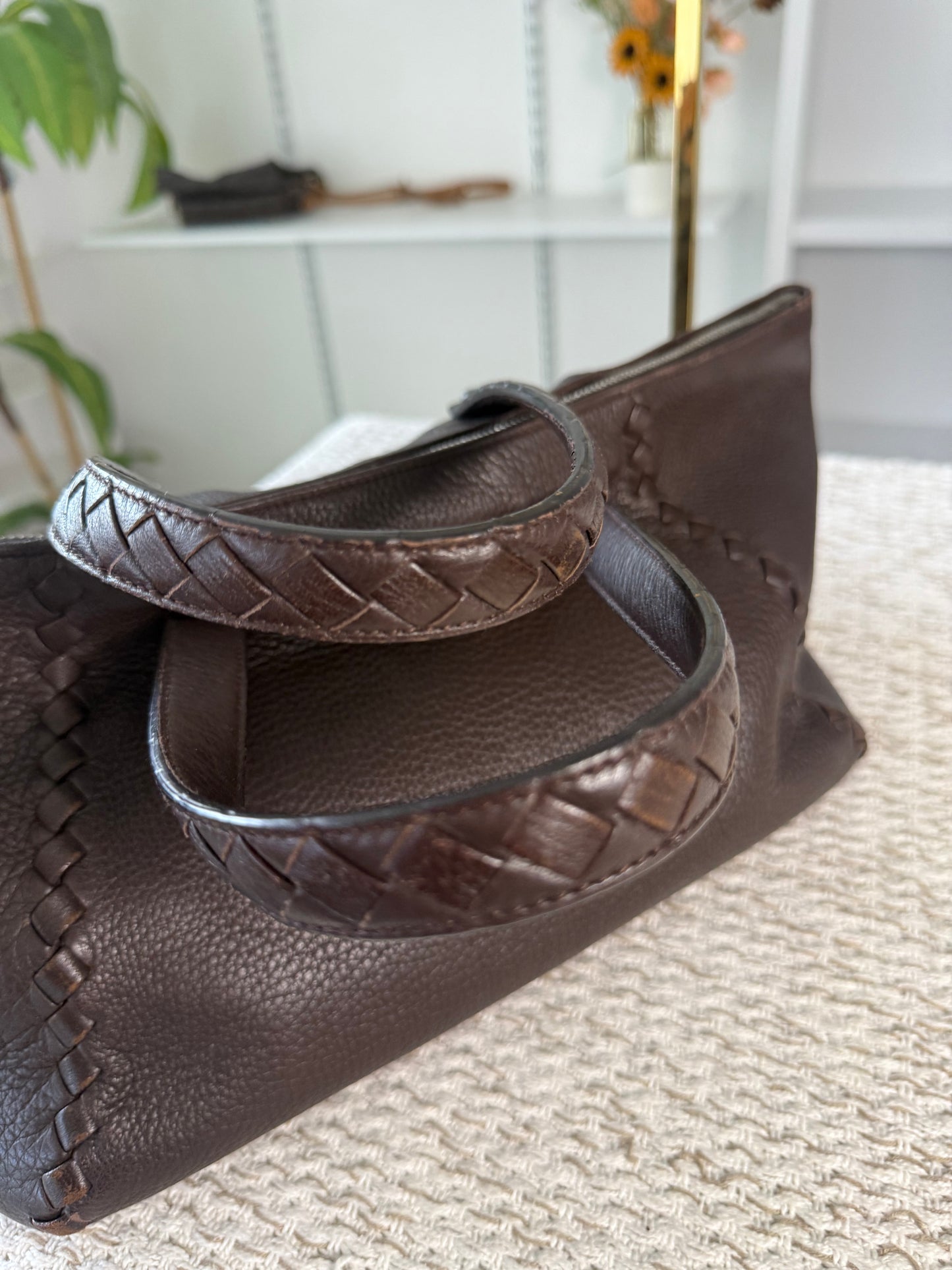 BOTTEGA VENETA LEATHER TOTE