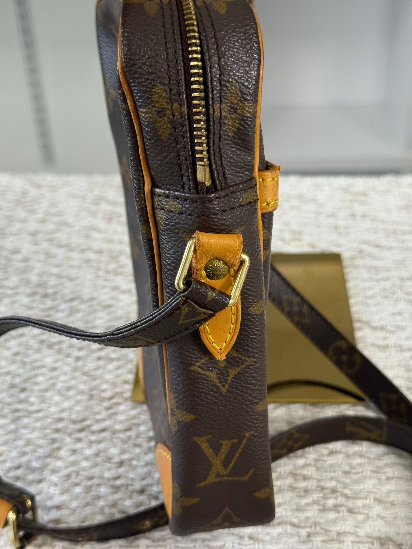 LOUIS VUITTON 2002 MONOGRAM DANUBE CROSSBODY BAG