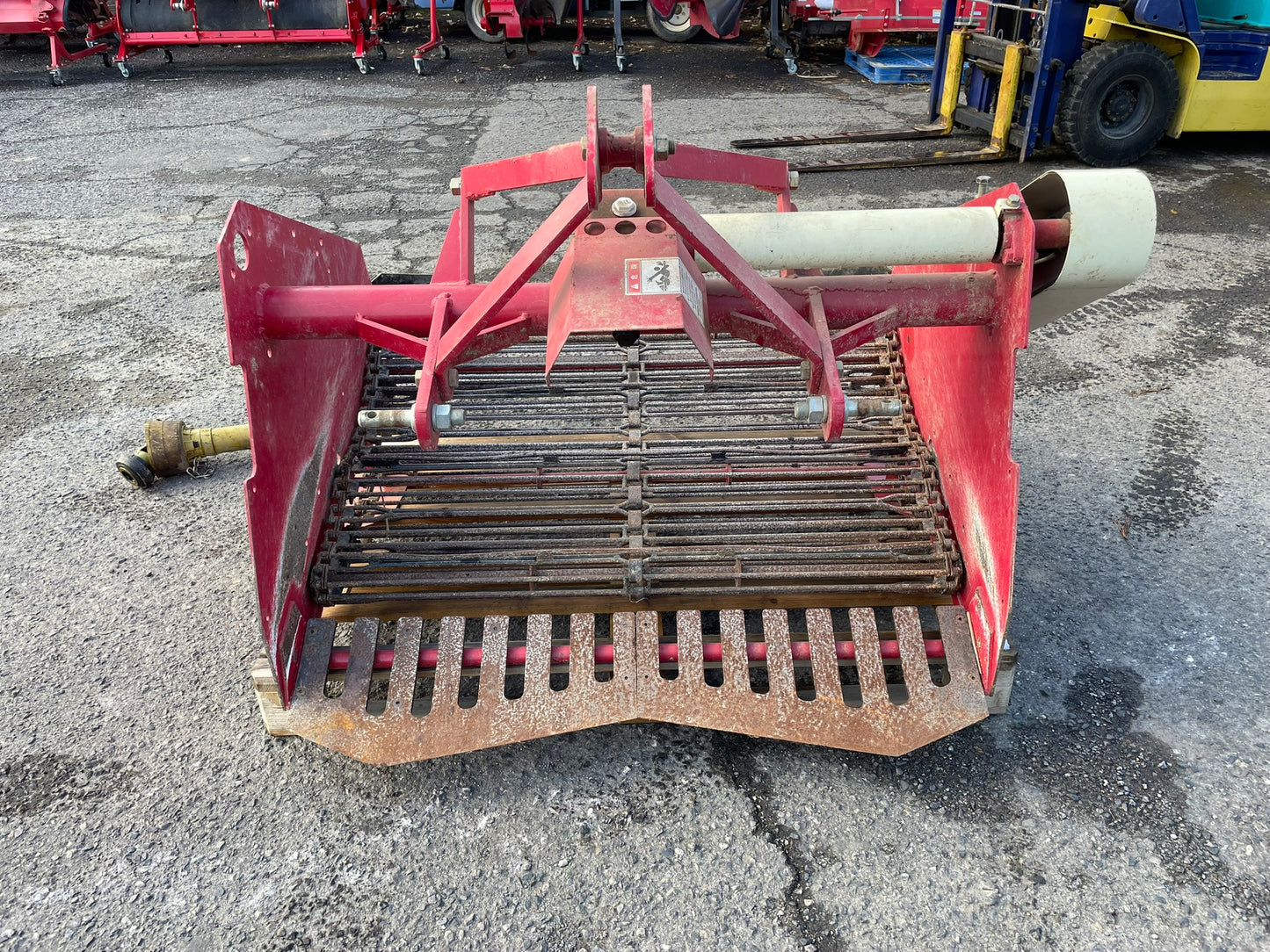 LOUIS VUITTON 2002 MONOGRAM DANUBE CROSSBODY BAG