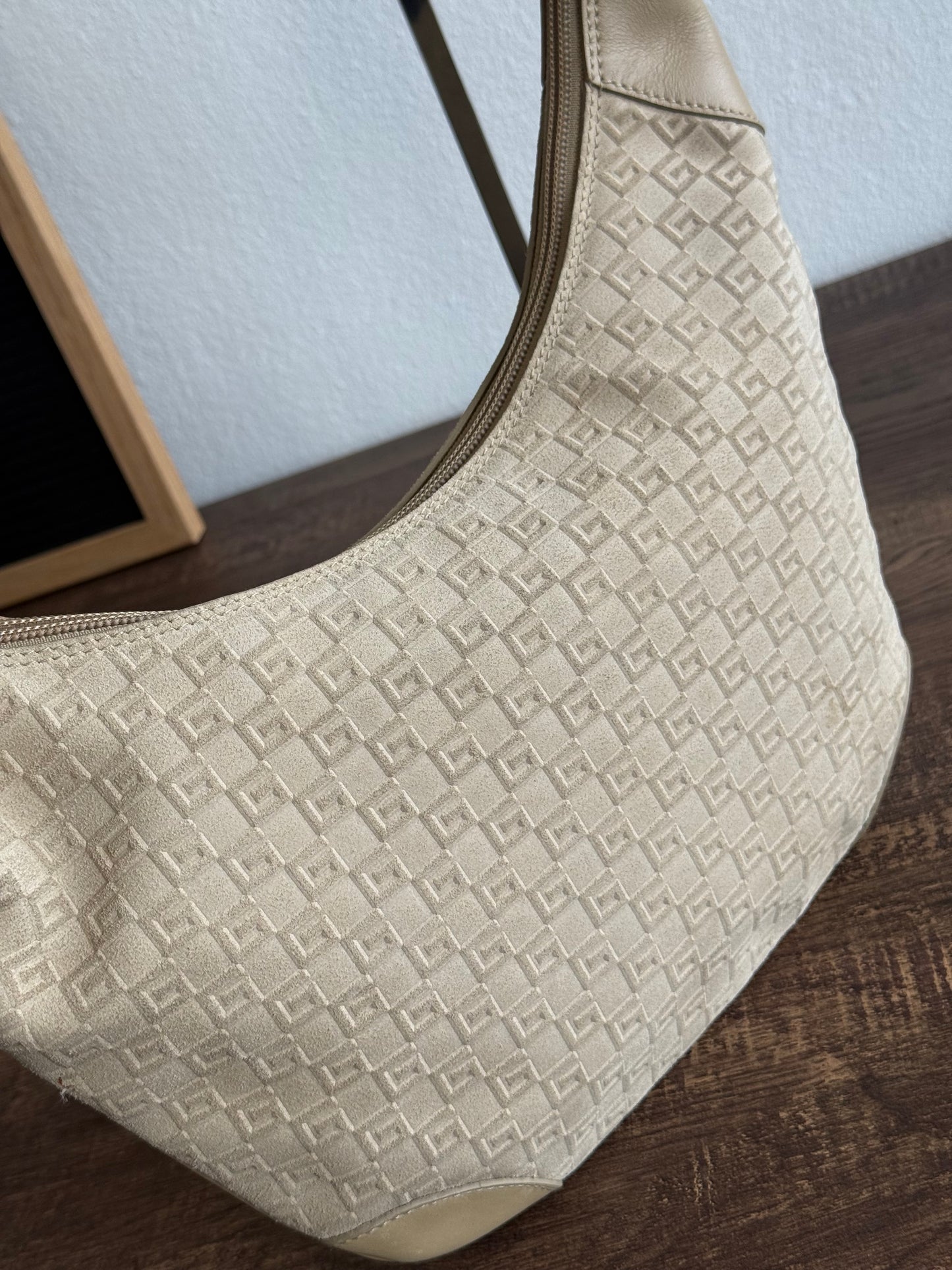 Gucci GG suede and leather hobo bag beige camel
