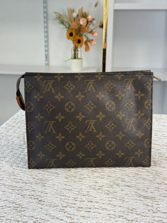 LOUIS VUITTON CANVAS POCHE TOILETTE POUCH in Monogram