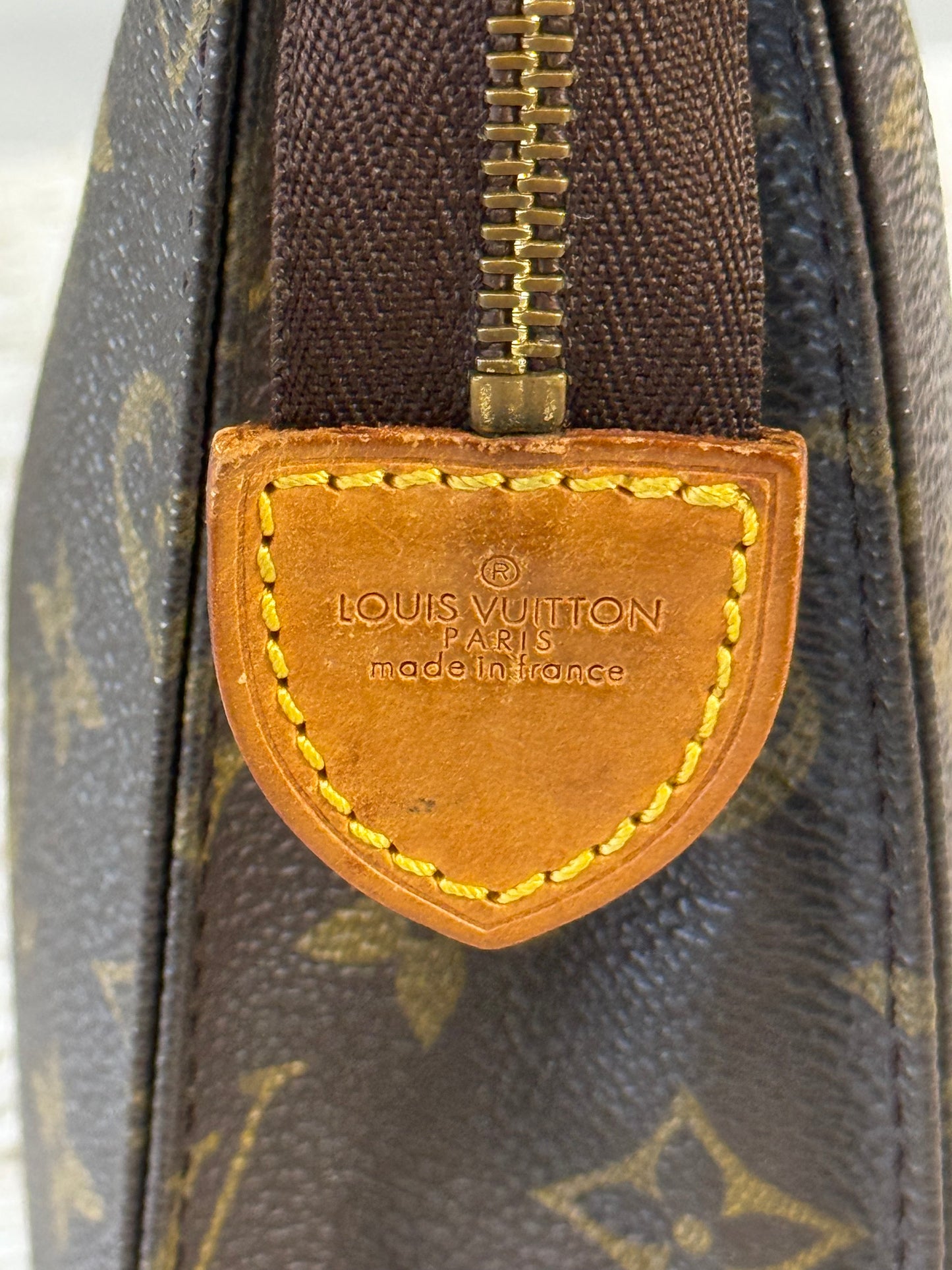 LOUIS VUITTON CANVAS POCHE TOILETTE POUCH in Monogram