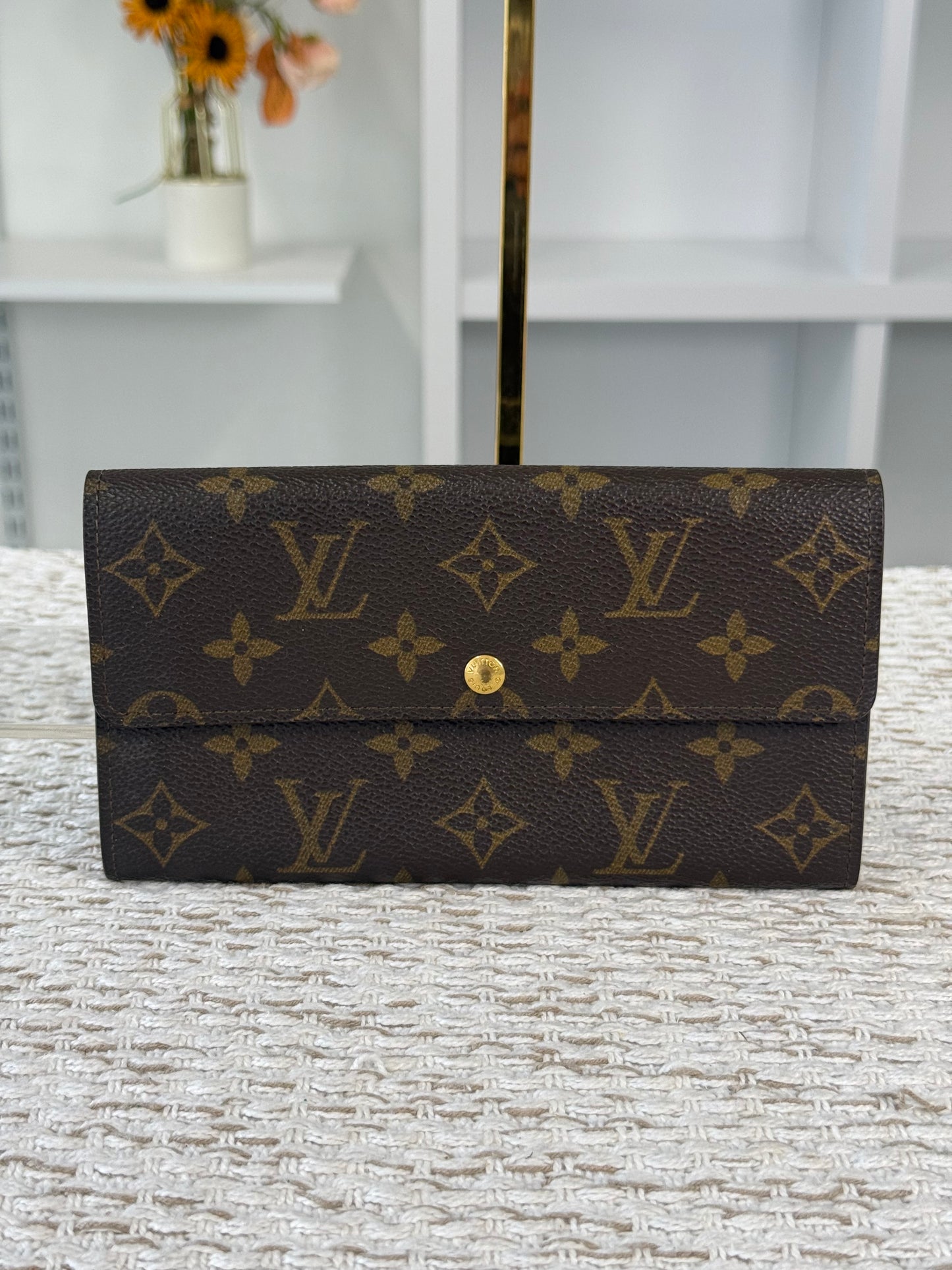 LOUIS VUITTON SARAH LONG WALLET MONOGRAM CANVAS