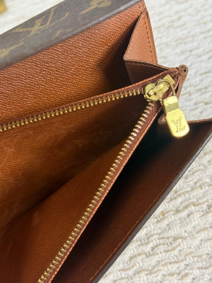 LOUIS VUITTON SARAH LONG WALLET MONOGRAM CANVAS